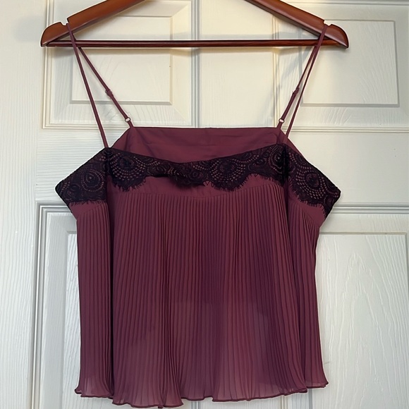 INTIMATELY FREE | Pleated Cropped Top Sz M - Picture 2 of 6